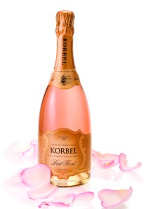 Korbel-BRUT-ROSE-PETALS