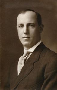 Walter B. has a she, who demands so-bri-ety