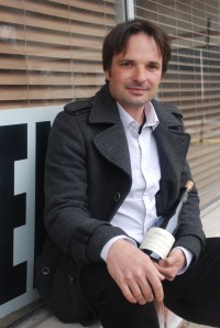 Jean-Philippe Bret, shown actual size